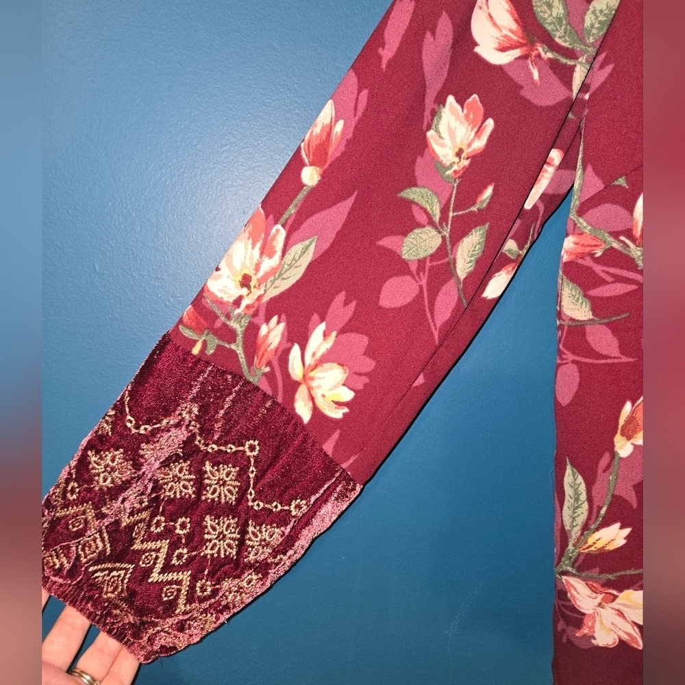 Burgundy Bishop Sleeve Floral Blouse with velvet accents, Size Small - Picture 13 of 14